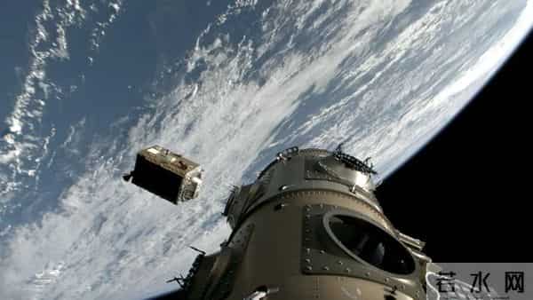 全球首个太空AI诞生，H100在轨炼出！马斯克爆赞