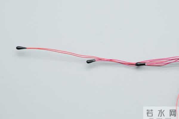 自带线 + 数显屏 + 120W 快充+ 20000mah，酷态科 25 号超级电能块 SE拆解