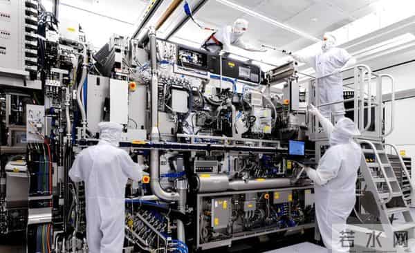 无视美国禁令，继续向中国交付光刻机！合作共赢大于一己私利