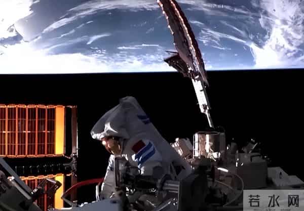 神舟21乘组立大功！空间站传来好消息，大家最担心的事已尘埃落地