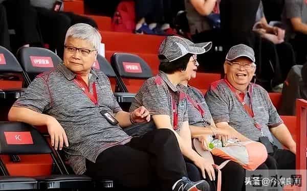 退休即叛逃!台积电75岁前副总带20箱机密,转身就成英特尔副总裁