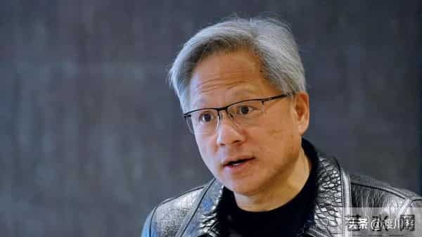 美国突然撤销禁令，允许卖给中国高端芯片，终于发现情况不对了？