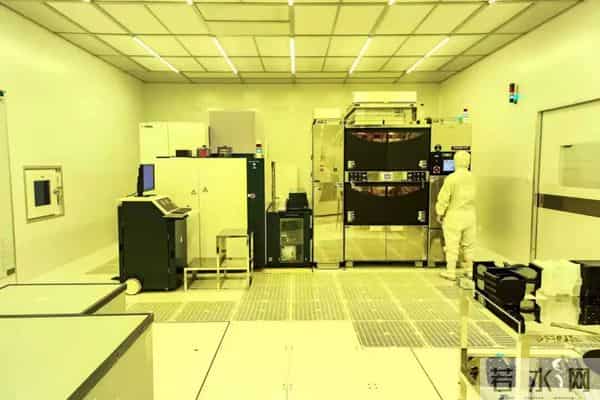 全球首个!光子芯片研发也能“智能制造”了!