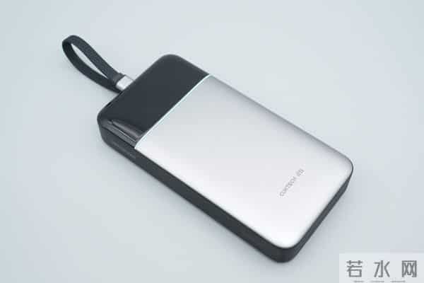 自带线 + 数显屏 + 120W 快充+ 20000mah，酷态科 25 号超级电能块 SE拆解