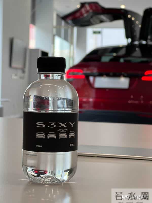 人形机器人爆火背后！核心部件商闷声发财，秘密藏不住了