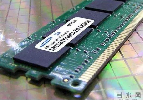 国产化了个寂寞？存储芯片涨价，国产的居然涨最狠！真相太扎心…