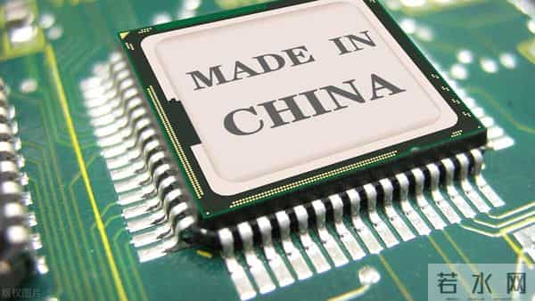 特朗普很好奇：我恩准英伟达赚中国的钱，中国怎么报答我才够本？