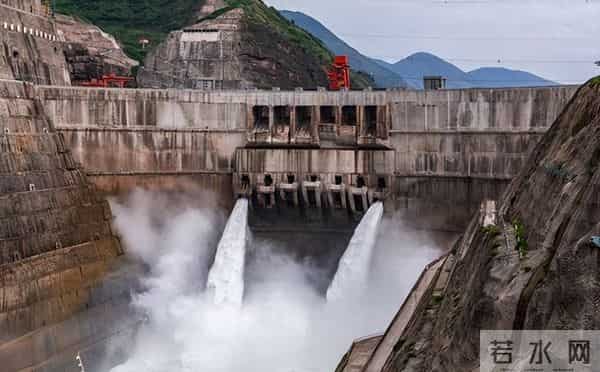 白鹤滩水电站投资2200亿，已运行了4年，实际收益打脸反对者！