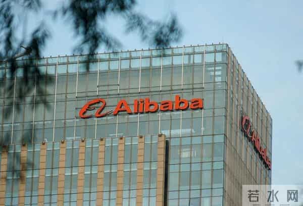 国产芯片临门一脚，特朗普想通了！让英伟达向中国出售更先进芯片