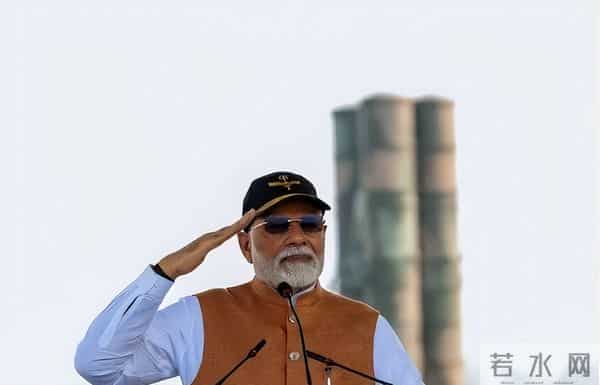 官宣！中国九天无人机成功首飞，外媒惊叹“无人机母舰”时代来临