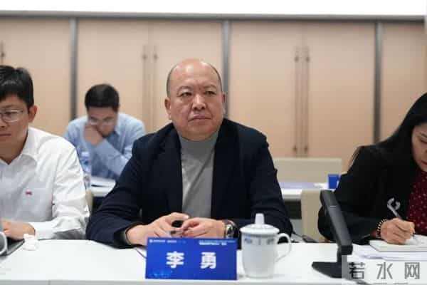 这类消费，未来或达数十万亿规模！如何更好服务老年人？上海这场闭门会上，“最强大脑”献计献策