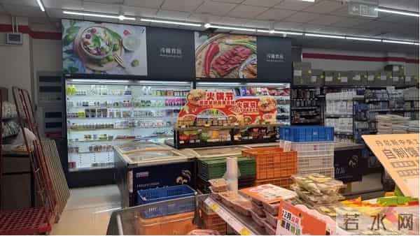 郑州超市大战，丹尼斯被干废了