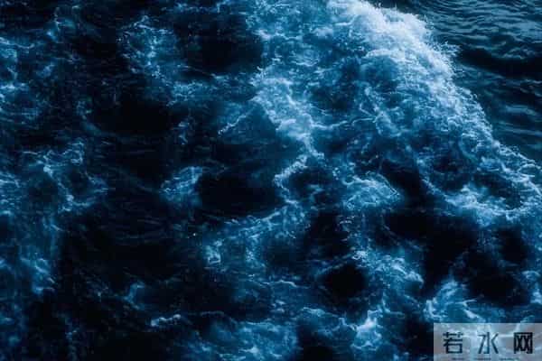 梁文锋改写AI规则，杜梦然发现深海秘境，中国科技凭什么惊艳世界