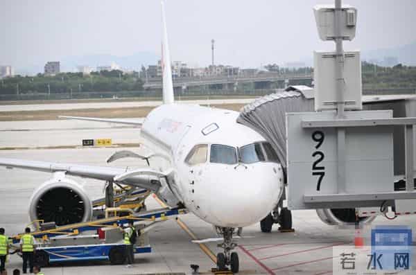 世界级机场群要来了！大湾区连通全球，涉及200多个城市，客流3亿