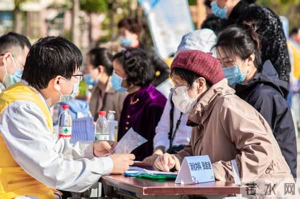 洋葱立大功？医生研究发现：洋葱在一天内清除34%衰老细胞？