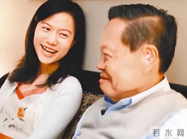 一场追思会，揭露翁帆沉默两月的真相，原来杨振宁生前确实没说错