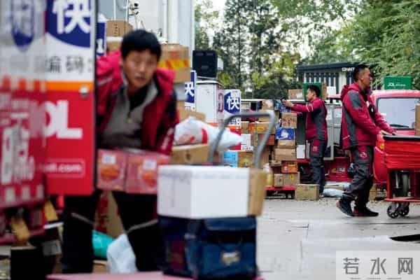 大闸蟹旺季，这些巨头拼了