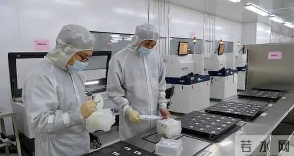 中国顶住了美国8年“围剿”,吹响了中美科技战总攻冲锋号