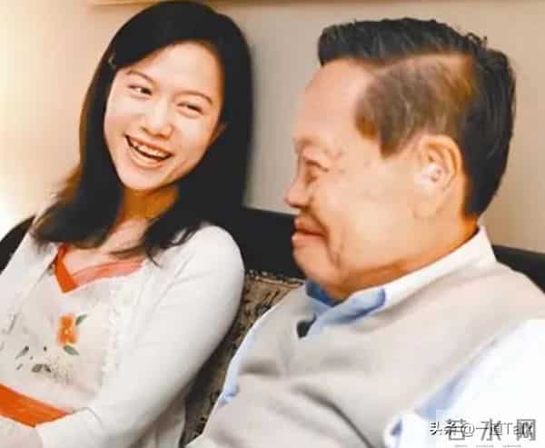 一场追思会，戳穿翁帆沉默两个月真相，原来杨振宁生前真的没说错