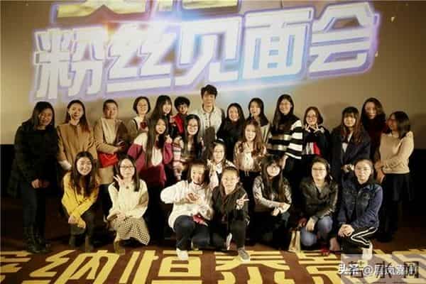 为什么有人爱刷直播间，其实他们是在互联网上找组织！