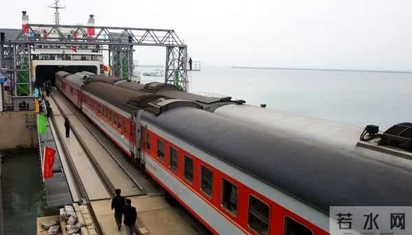 琼州海峡仅19.4公里宽，为何不建一座跨海大桥？是没钱还是没技术