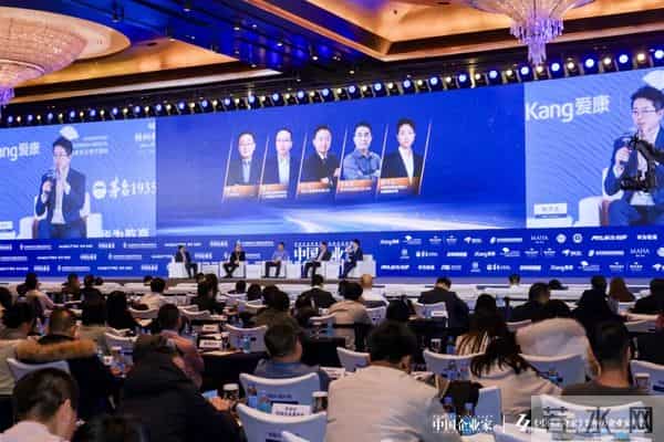 高峰对话：Agent能走多快，取决于公司一号位