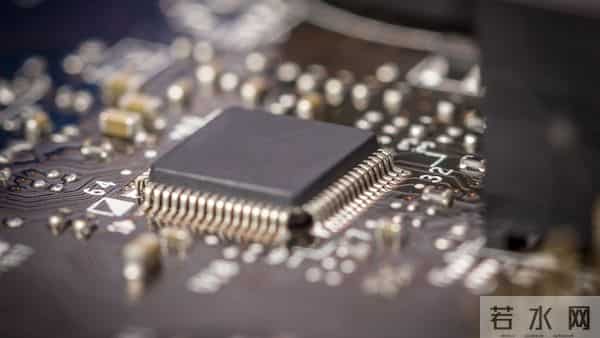 中国顶住了美国8年“围剿”，吹响了中美科技战总攻冲锋号