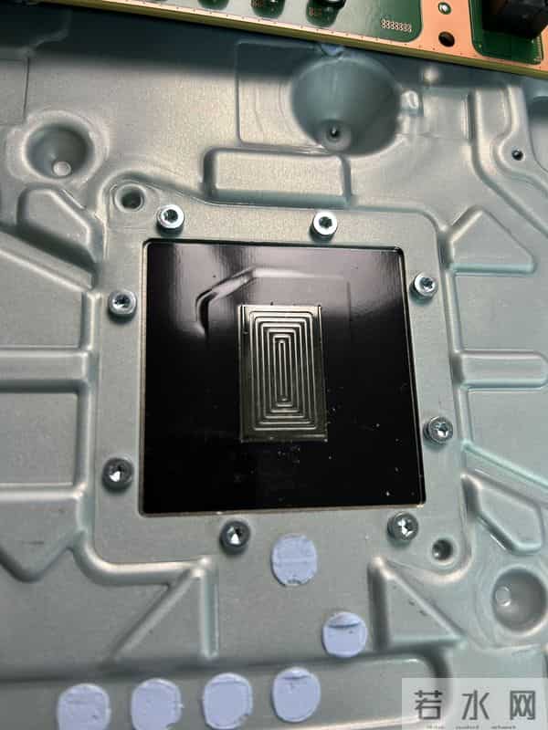 PS5 液金溢出被治好！新散热结构上线