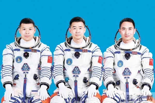 神21乘组立大功！空间站传出好消息，大家最担心的事情尘埃落地了