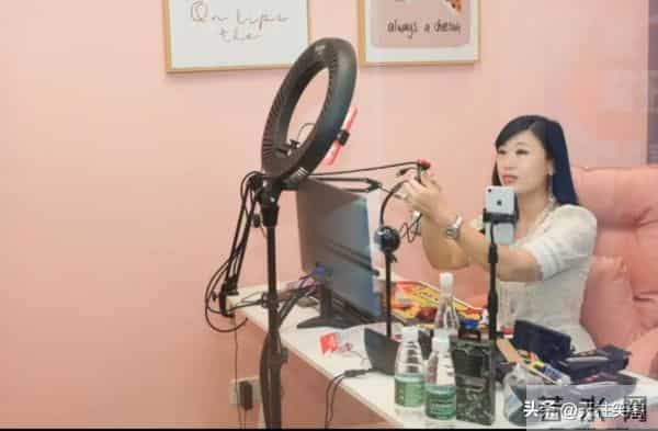 做虚拟的榜一大哥，给女主播打赏值得吗？