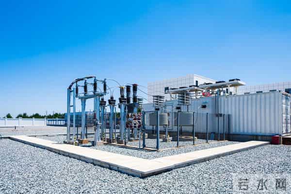 电力危机成AI“命门”！英伟达紧急召开闭门峰会，产业链迎风口