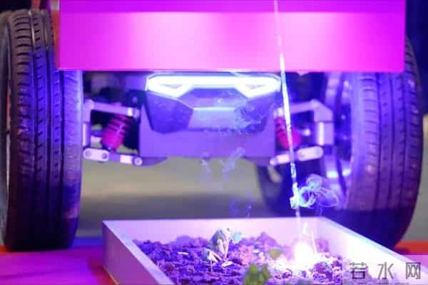 牛！2025中国5大科技惠民，激光除草、看病少遭罪，项项关系日常