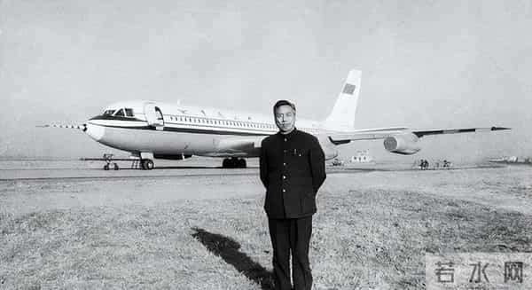 1985年，一个误判让中国付出上万亿代价，一代巨星也因此含恨而终