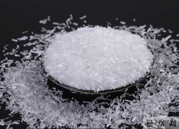 不可思议！一家日本味精公司，为什么会卡住全球芯片的脖子？