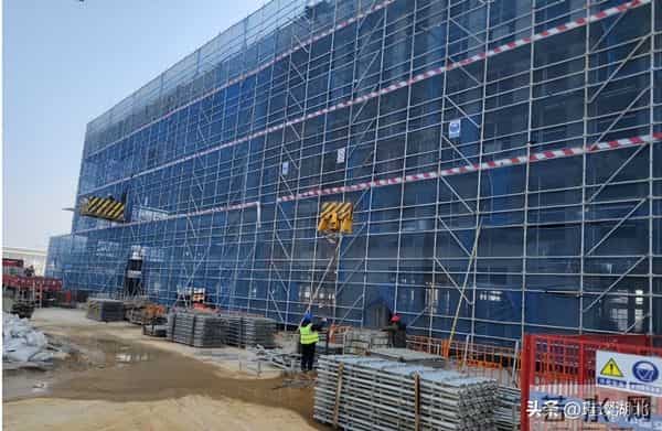 跑出“芯”速度 嘉鱼4亿元芯片封测项目冲刺明年5月投产