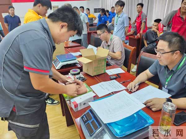 快递每单仅赚4分，上半年送出956亿件！头部公司利润已现分化