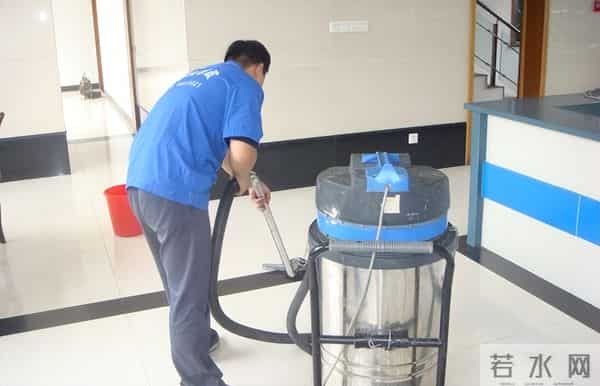 机器人做家务来了！家政阿姨们，你们的饭碗还保得住吗？