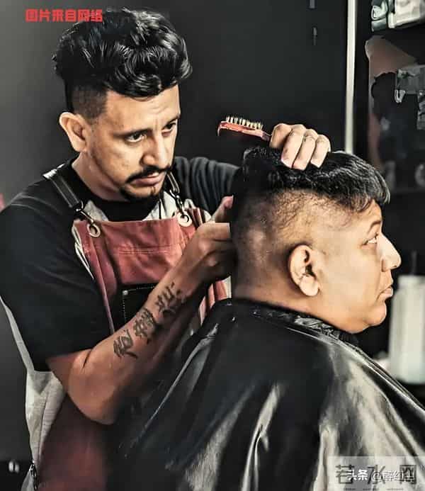 不挨电商冲击，理发店却撑不下去！背后真相，藏着所有实体店的痛