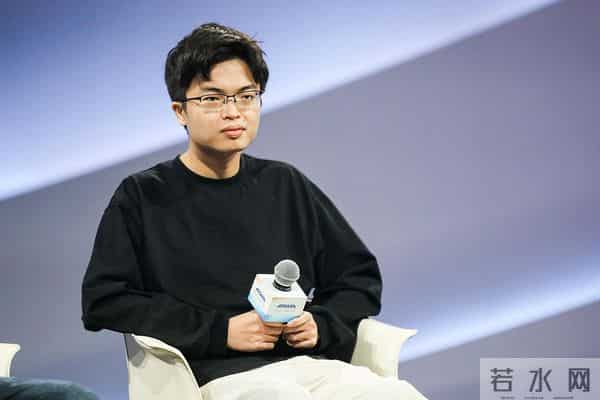 200亿资金烧光一无所有,AI双雄陷入绝境,谁能熬过巨头碾压战?