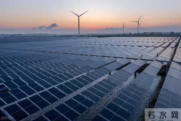 电力危机成AI“命门”！英伟达紧急开会，产业链迎风口