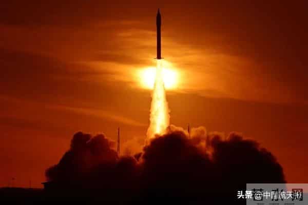 快舟十一号火箭成功发射迪迩五号空间试验器和希望五号二期卫星