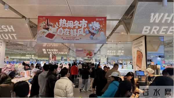 郑州超市大战，丹尼斯被干废了