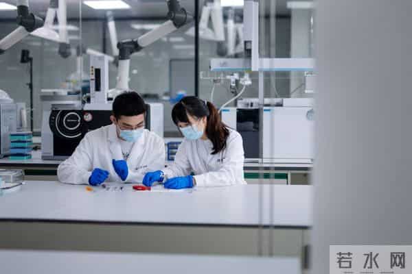 牛！2025中国5大科技惠民，激光除草、看病少遭罪，项项关系日常