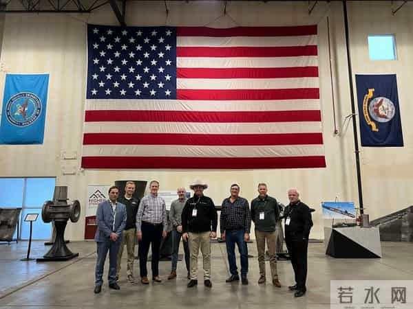 特朗普很好奇：我恩准英伟达赚中国的钱，中国怎么报答我才够本？