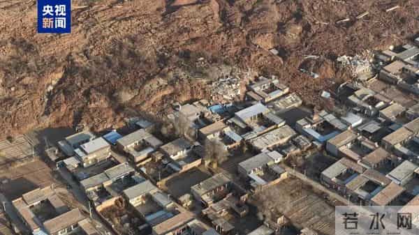 甘肃突发滑坡，45户房屋被埋，最新消息→