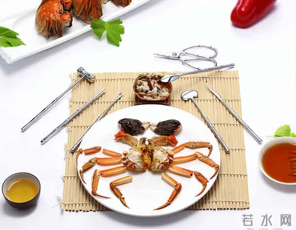 当美味遭遇生态恐慌：大闸蟹的全球化生存悖论