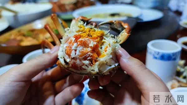 当美味遭遇生态恐慌：大闸蟹的全球化生存悖论