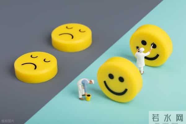 “白天冬至，单衣过冬；晚上冬至，冻死老牛”，今年冬至在几点