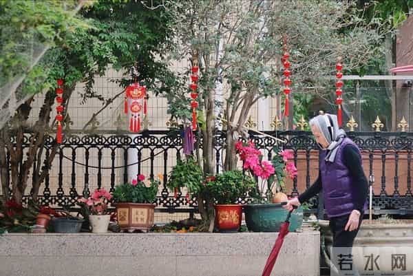 老话说“最怕十月二十五晴天”，今日十月廿五，出现天晴有啥说法