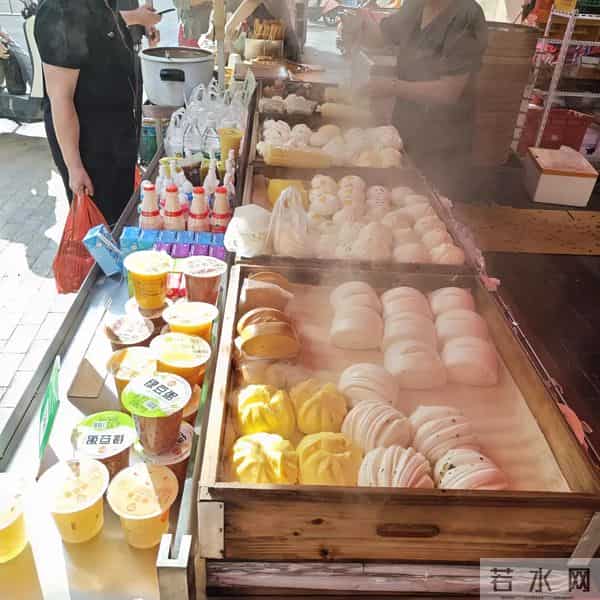 打工没人要、求职被拒？返乡搞3件事一年纯赚5万，比上班还踏实！